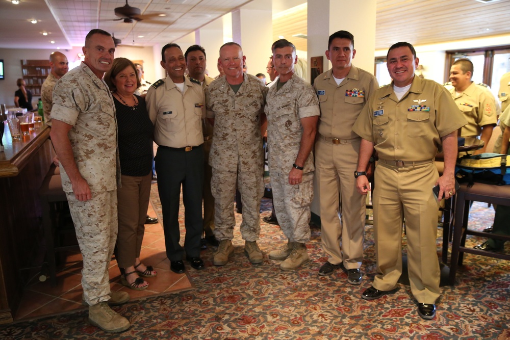 1st MLG welcomes Colombian military leaders
