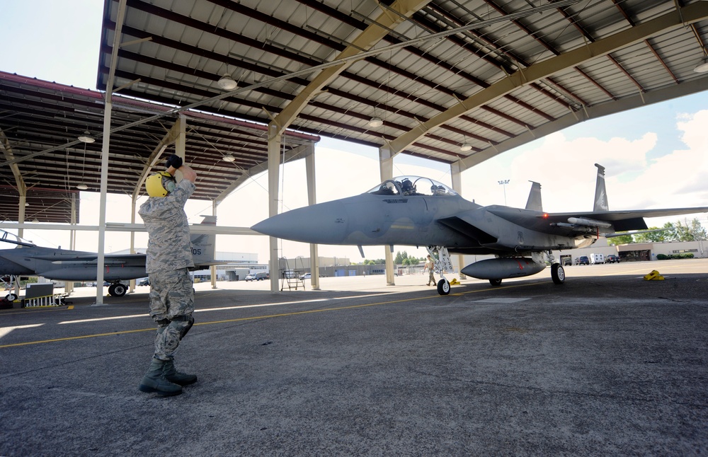 Oregon adjutant general F-15 flight