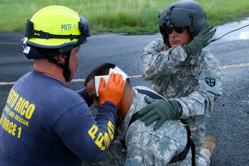 PRNG Black Hawk Rescue Hoist System training