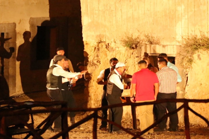 SP-MAGTF Africa 14 attends local play, breaks bread with locals