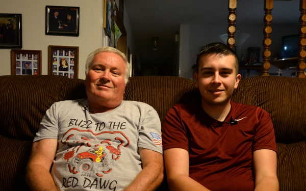 Thunderbirds swear in Oklahoma enlistees