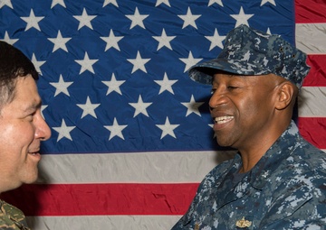 USS America receives distinguished visitors from El Salvador