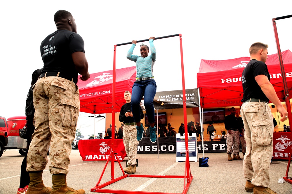 Marines host pull-up challenge at SHC