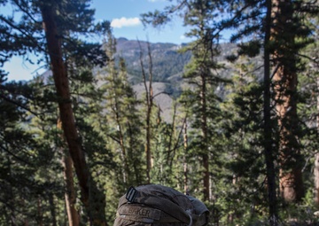 Marines hold defensive posture during Mountain Ex 2014