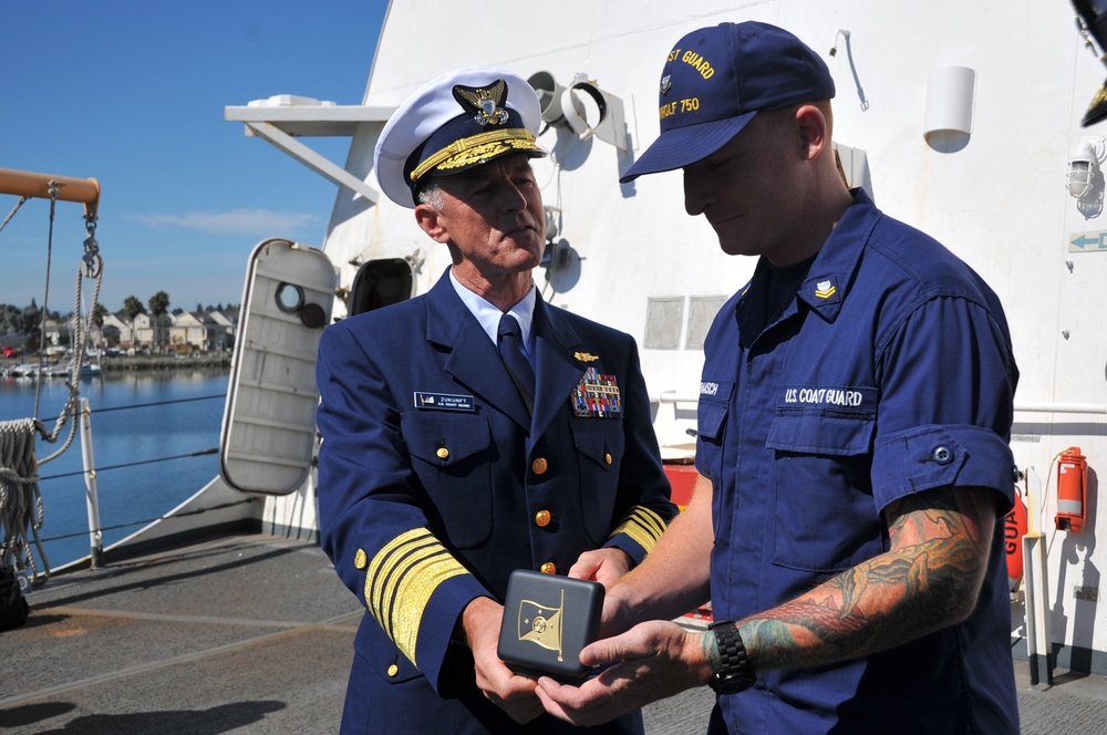 Commandant recognizes boarding officer for drug busts