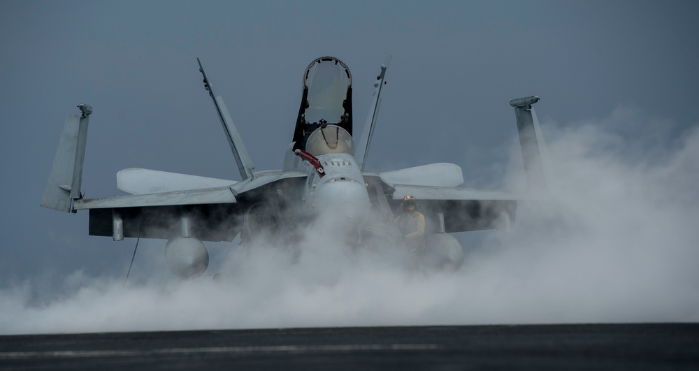 DVIDS - Images - USS Carl Vinson flight deck operations [Image 3 of 9]