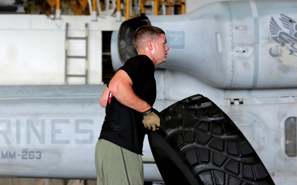 22nd MEU, Bataan remember 9/11 with workout of the day