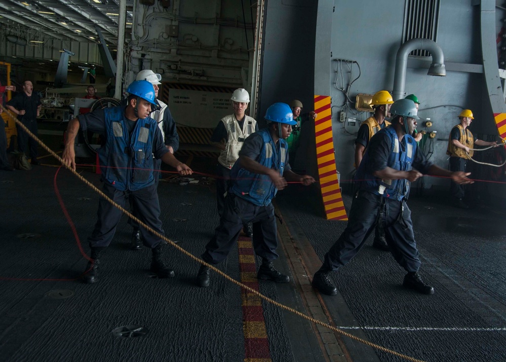 USS Carl Vinson replenishment