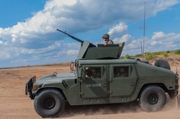 Paratroopers of Allied Forces train together