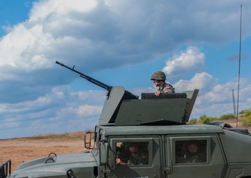 Paratroopers of allied forces train together