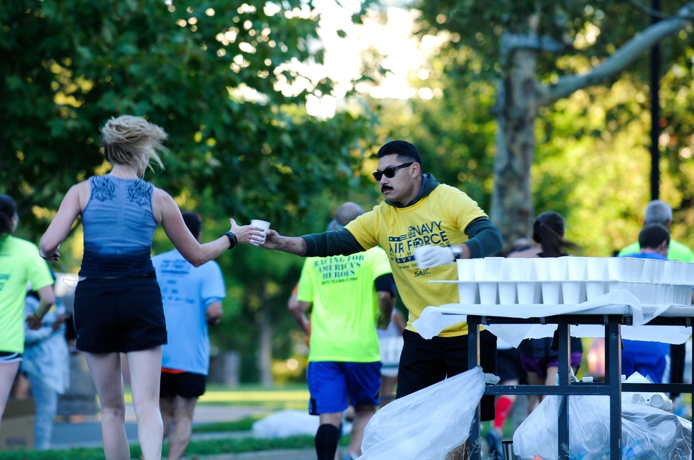 Volunteers make Navy-Airforce Half Marathon a success