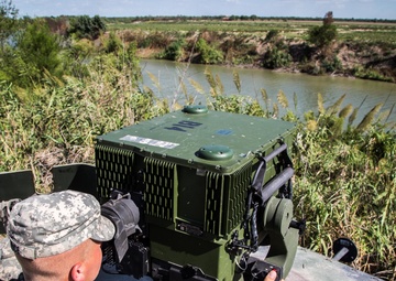 Texas National Guard observes Rio Grande River