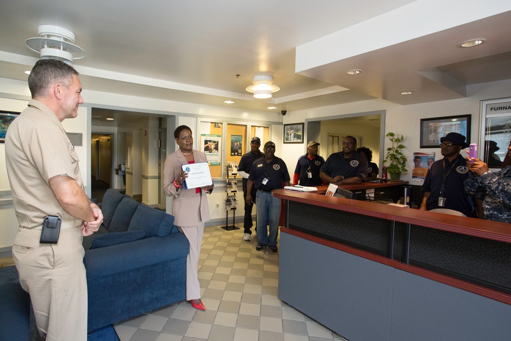 Commander of Joint Base Anacostia-Bolling recognizes quarterly award winners for April to June 2014 period