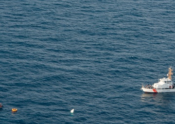 Coast Guard, good Samaritans rescue four Mexicans in Gulf of Mexico