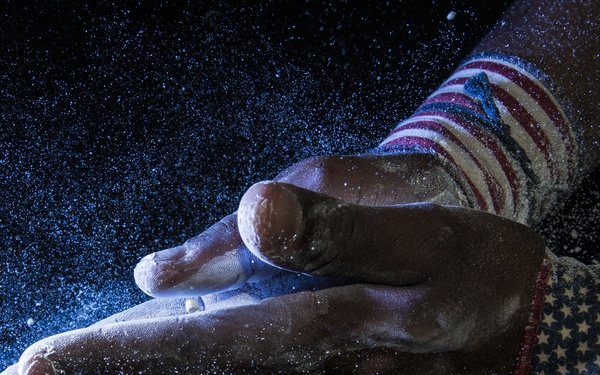 Service members utilize base gym