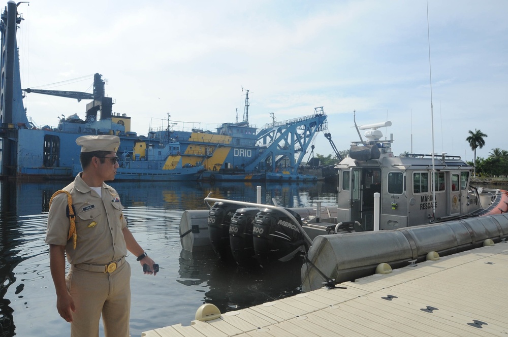 Cutter Boutwell visits Puerto Chiapas, Mexico