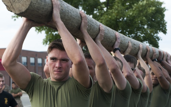 Marine Corps HQ&amp;SVC BN Field Meet