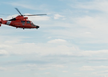 Coast Guard rescue demo during Star-Spangled Spectacular