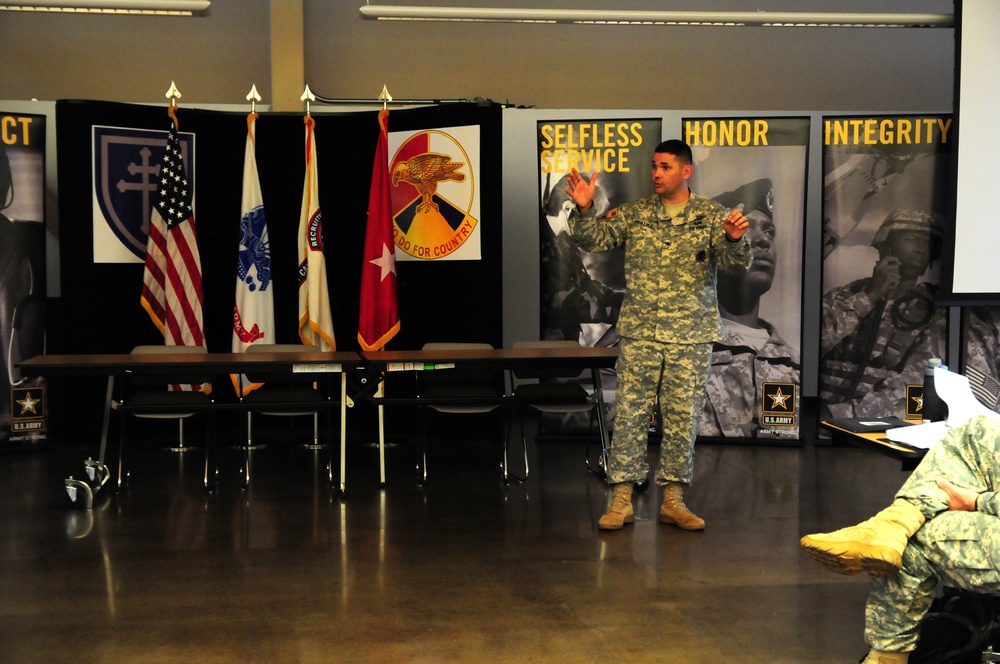 79th SSC attends the Army Reserve Key Executive Leader Huddle with 6th Recruiting Brigade
