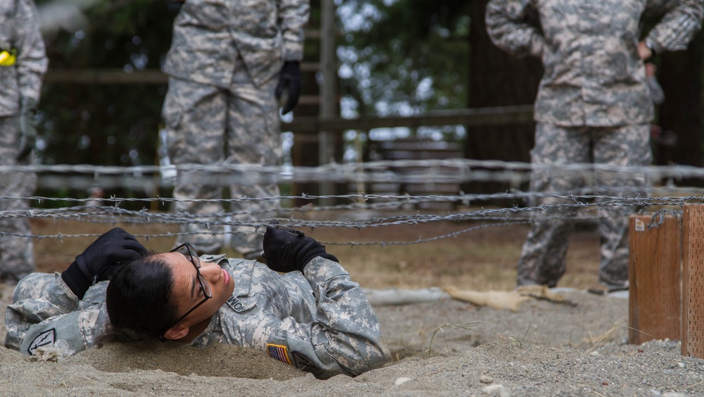 16th CAB Soldier goes under the wire