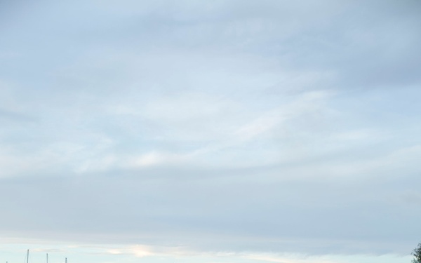 Recon Marines infiltrate beach, conduct raid