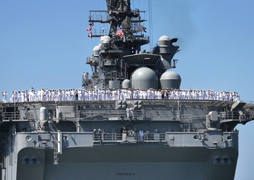 SPMAGTF-South arrives in San Diego aboard USS America