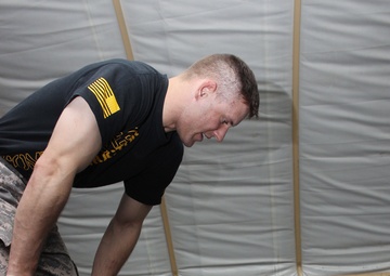 40th ESB conducts level two combatives class