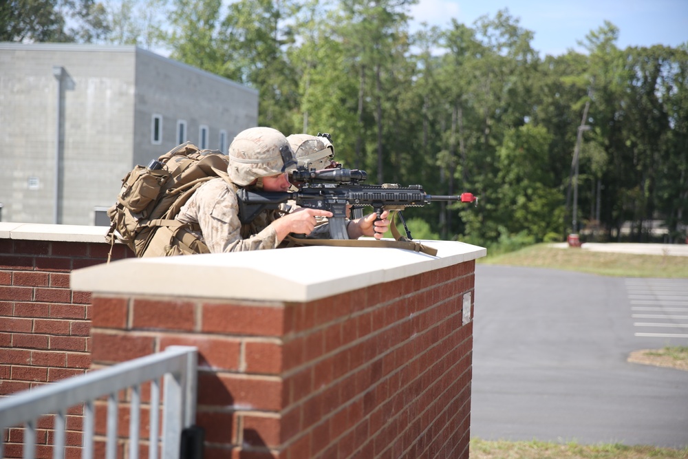 3/2 Marines assault Fort A.P. Hill MOUT town