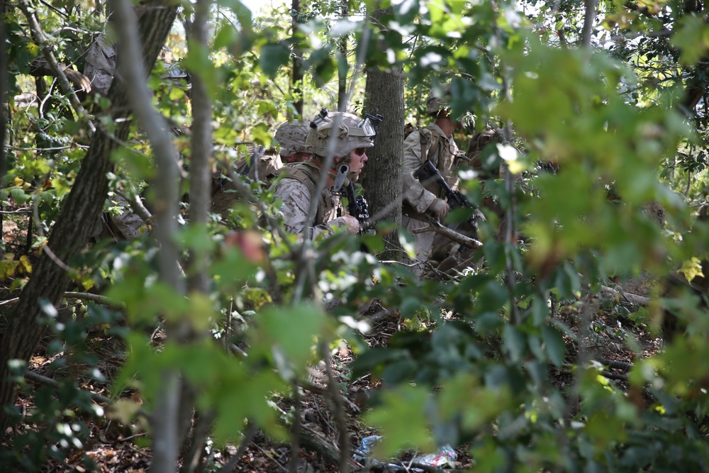 3/2 Marines assault Fort A.P. Hill MOUT town