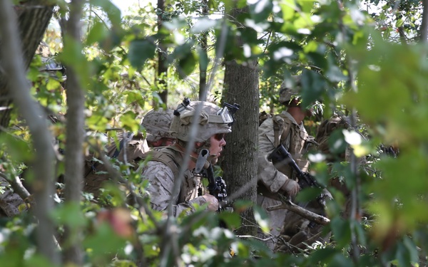 3/2 Marines assault Fort A.P. Hill MOUT town