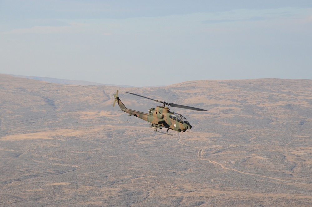 Washington National Guard CH-47 Chinook helicopters provide support for Operation Rising Thunder 2014