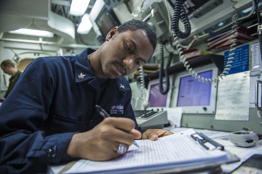 USS Mustin sailors at work