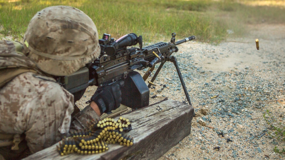 Ditch the Track, Grab your Rifle: Marines with 2nd Assault Amphibian Battalion shoot 'modified' table four