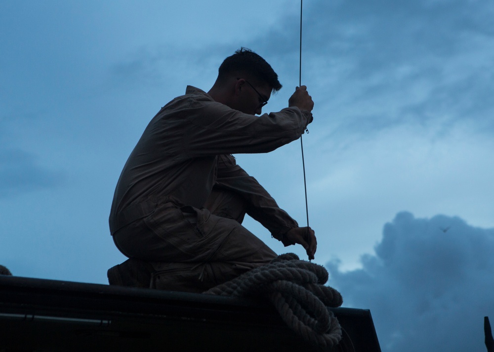 Attack of the Tracks: 2nd Assault Amphibian Battalion conducts ship operation