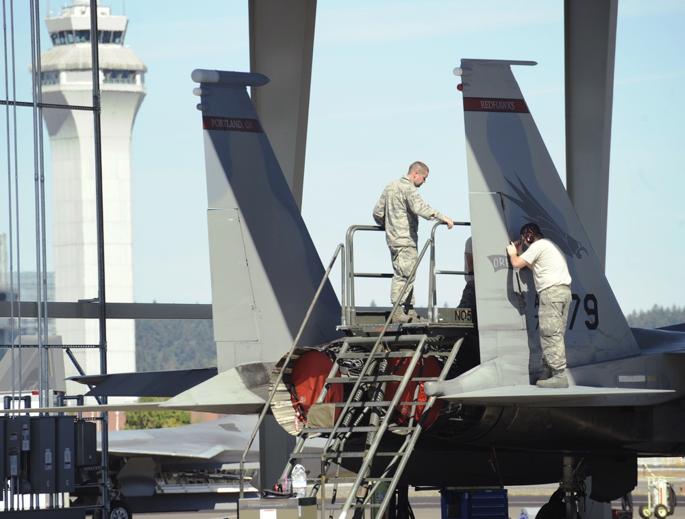 F-15 Eagle maintenance