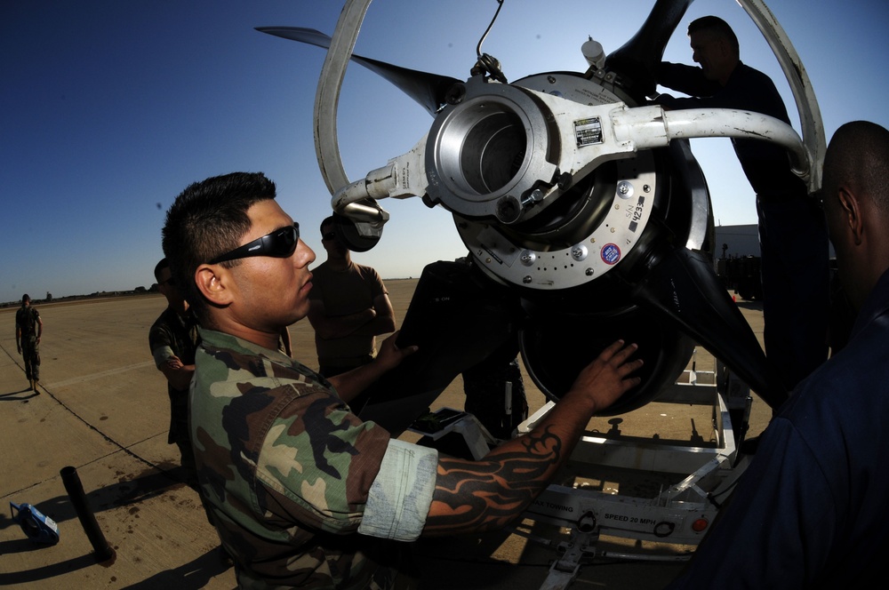 C-130 propeller assembly