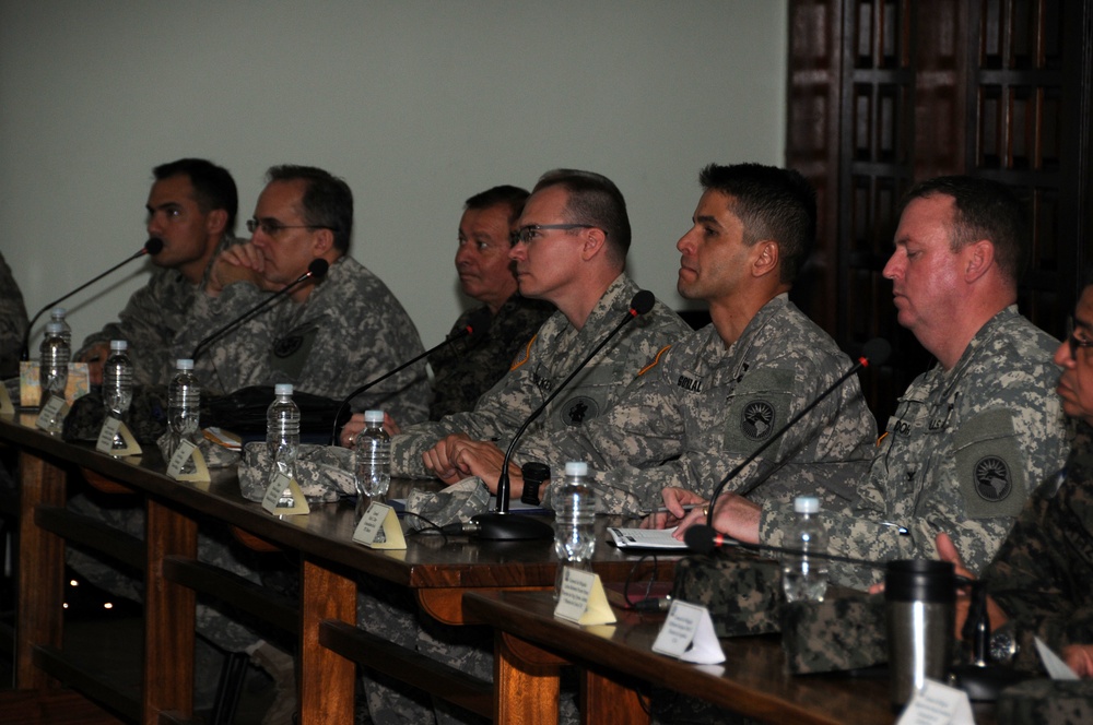 Honduran military shares vision with JTF-Bravo leaders