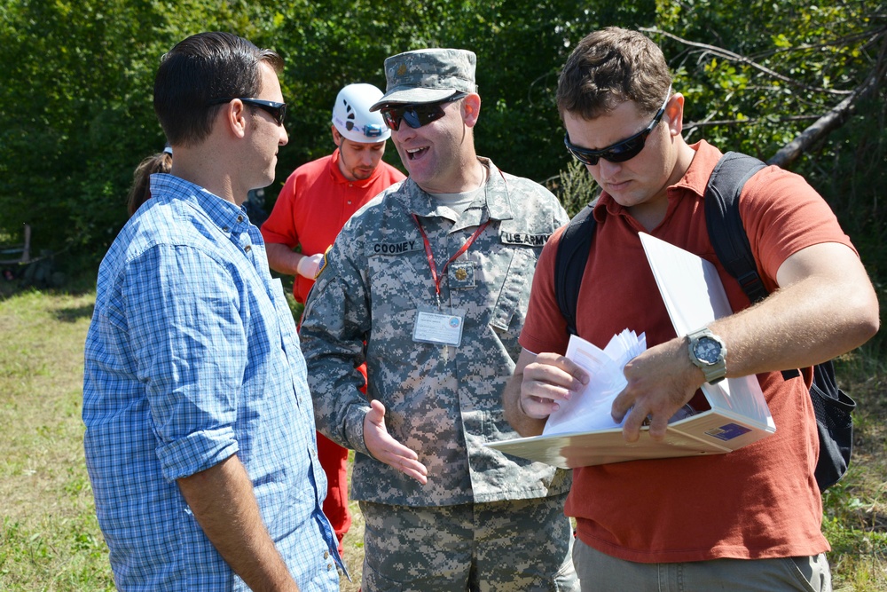 Active and reserve civil affairs Soldiers work together