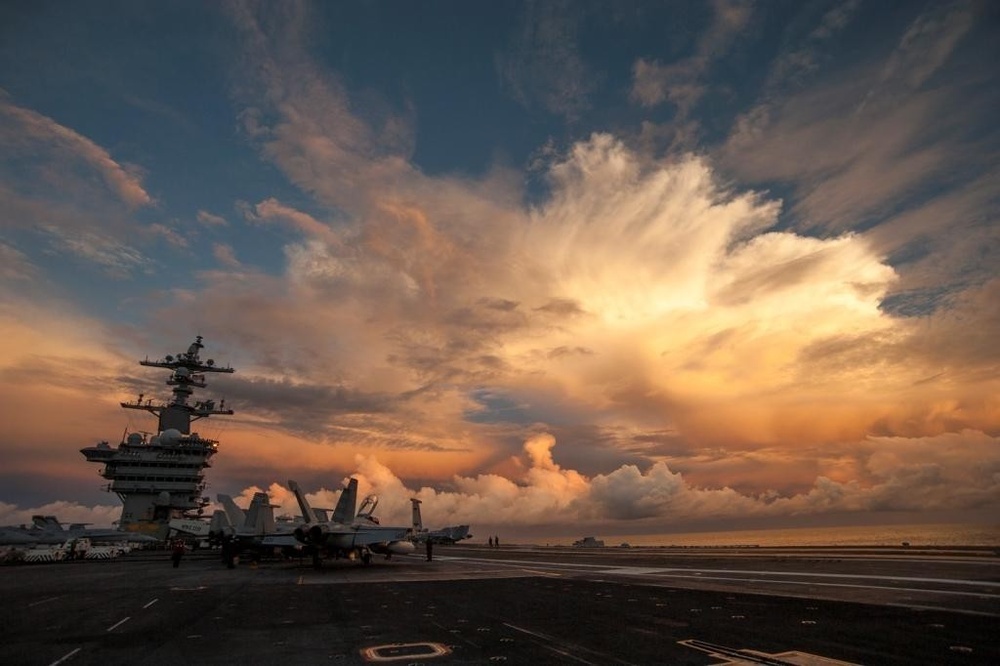 USS Carl Vinson participates in Valiant Shield