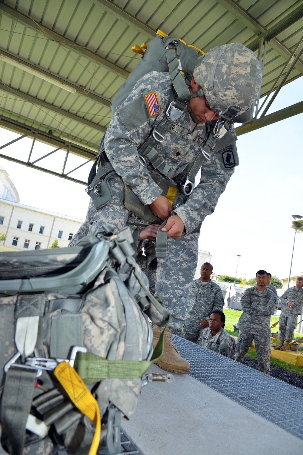 Basic airborne refresher training