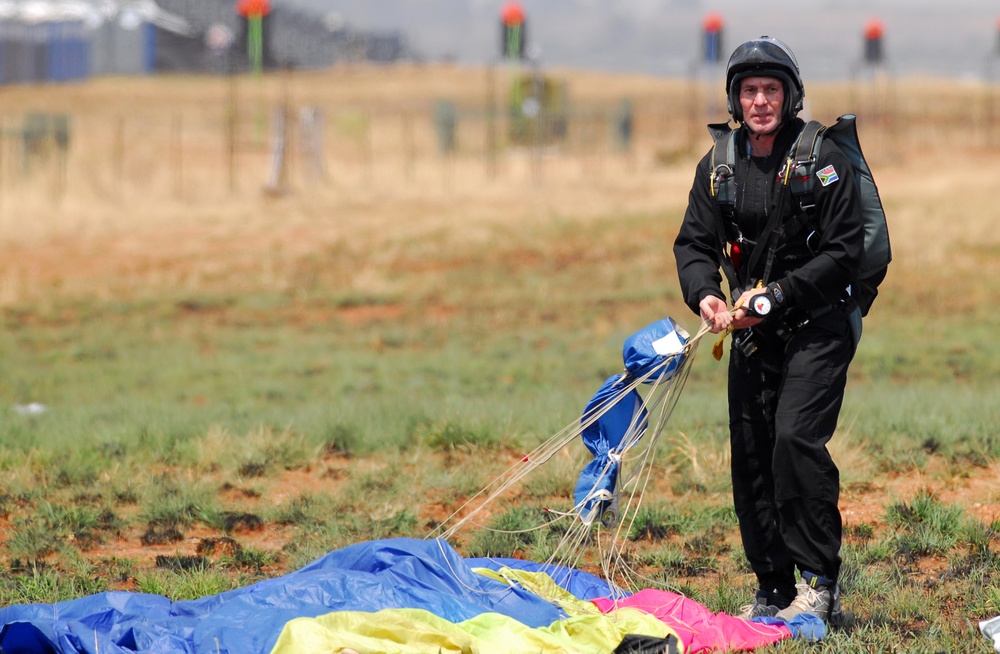 Golden Knights leap into South African Air Show