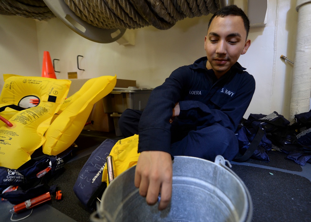 Personal flotation device safety check