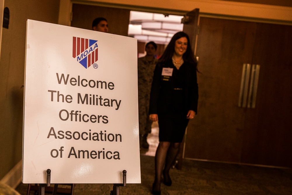 Symposium offers military spouses career advice
