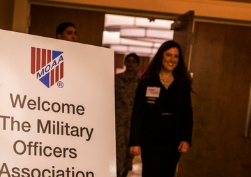 Symposium offers military spouses career advice