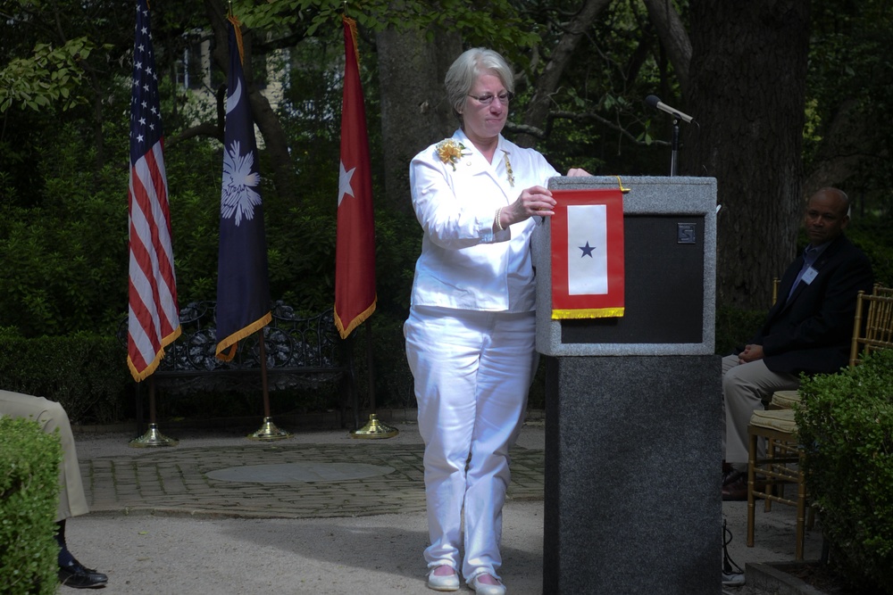 Gold Star mothers remember their fallen at ceremony