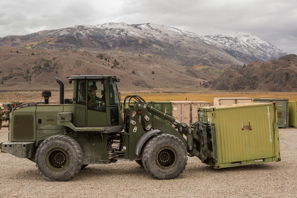 CLB-6 Marines establish Command Operations Center at Mountain Warfare Training Center