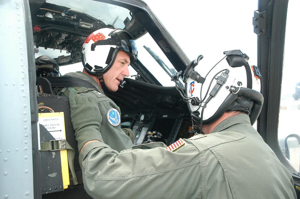 MH-60S Knighthawk orientation flight