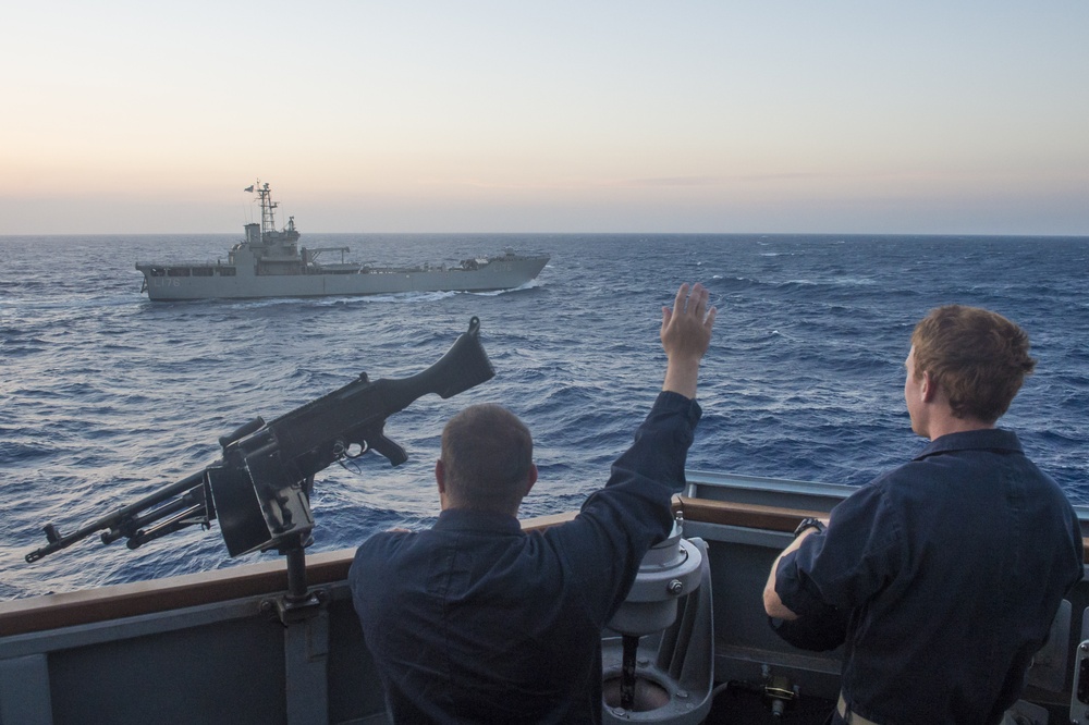 USS Ross conducts passing exercise