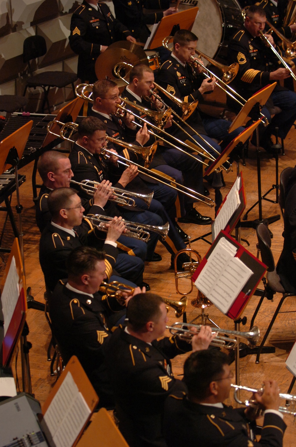 1st Armored Division Band performs for citizens of Wiesbaden