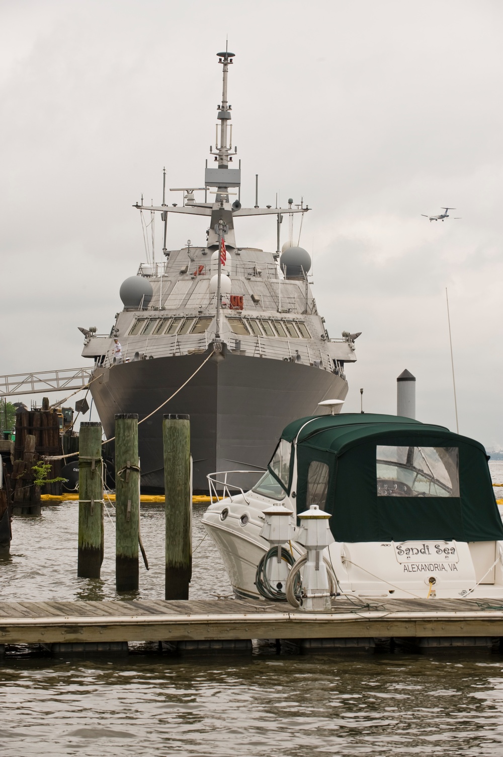 USS Freedom visit